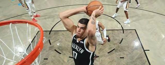 全美第一高中生，用了五年时间，才学会怎么当一个“角色球员”。
最近五场，29.4