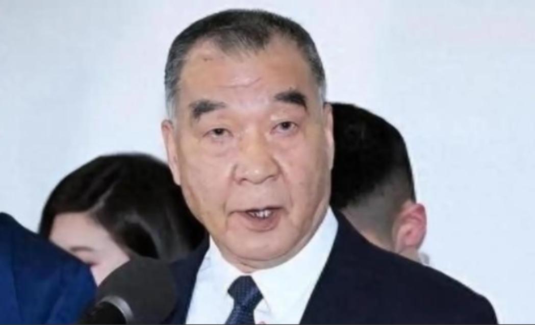 你要打多久我就陪多久！只要大陆战机敢越线，台军就开第 1 枪击落。

这话不是哪