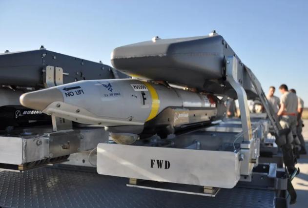 “担心被拆解逆向”美国暗中要求黎巴嫩归还空袭中未爆炸的GBU-39小直径炸弹，据