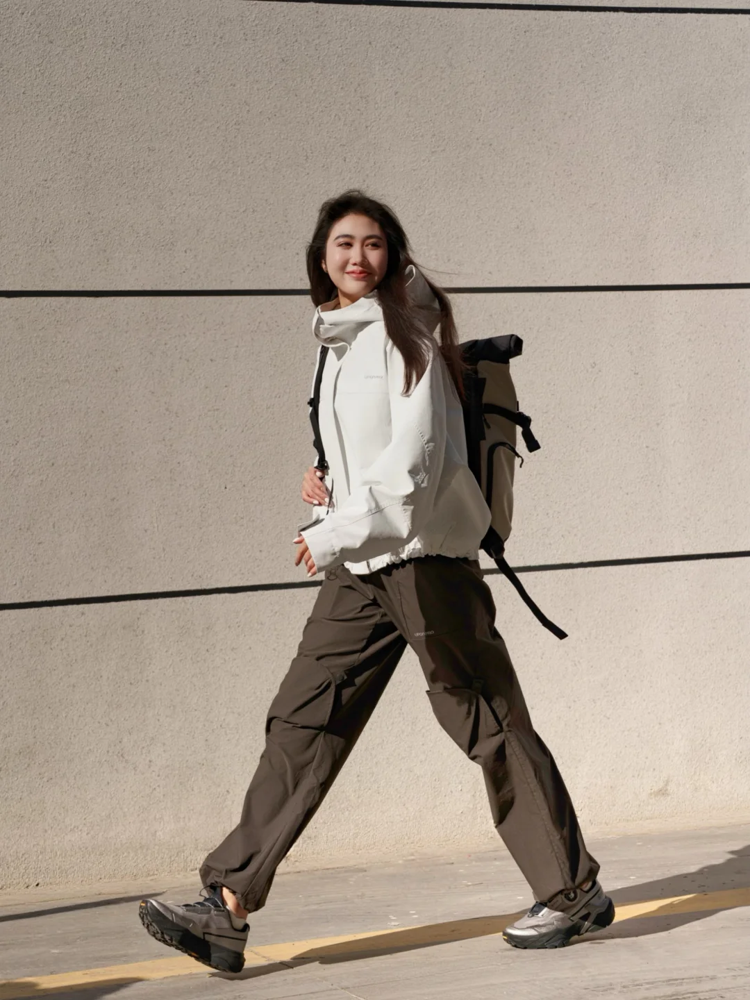 极简衣橱里的越野跑鞋 赶上潮流的