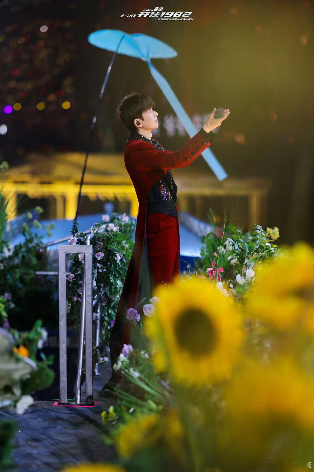 张杰大梦不醒梦回无忧渡张杰演唱《无忧渡》主题曲《大梦不醒》，极具穿透力的嗓音搭配