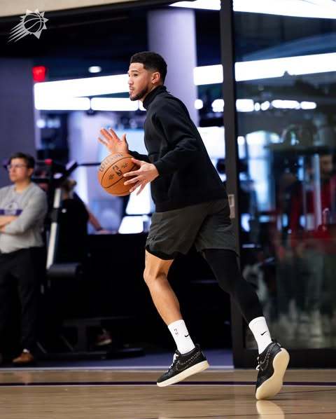 备战10月收官战来波九宫格先 📸菲尼克斯太阳[超话] 旭日东升 ​​​