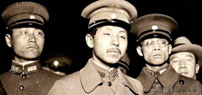 1929年，杨宇霆为父亲举办70大寿，杨公馆内盛况空前。张学良带着30根金条、2