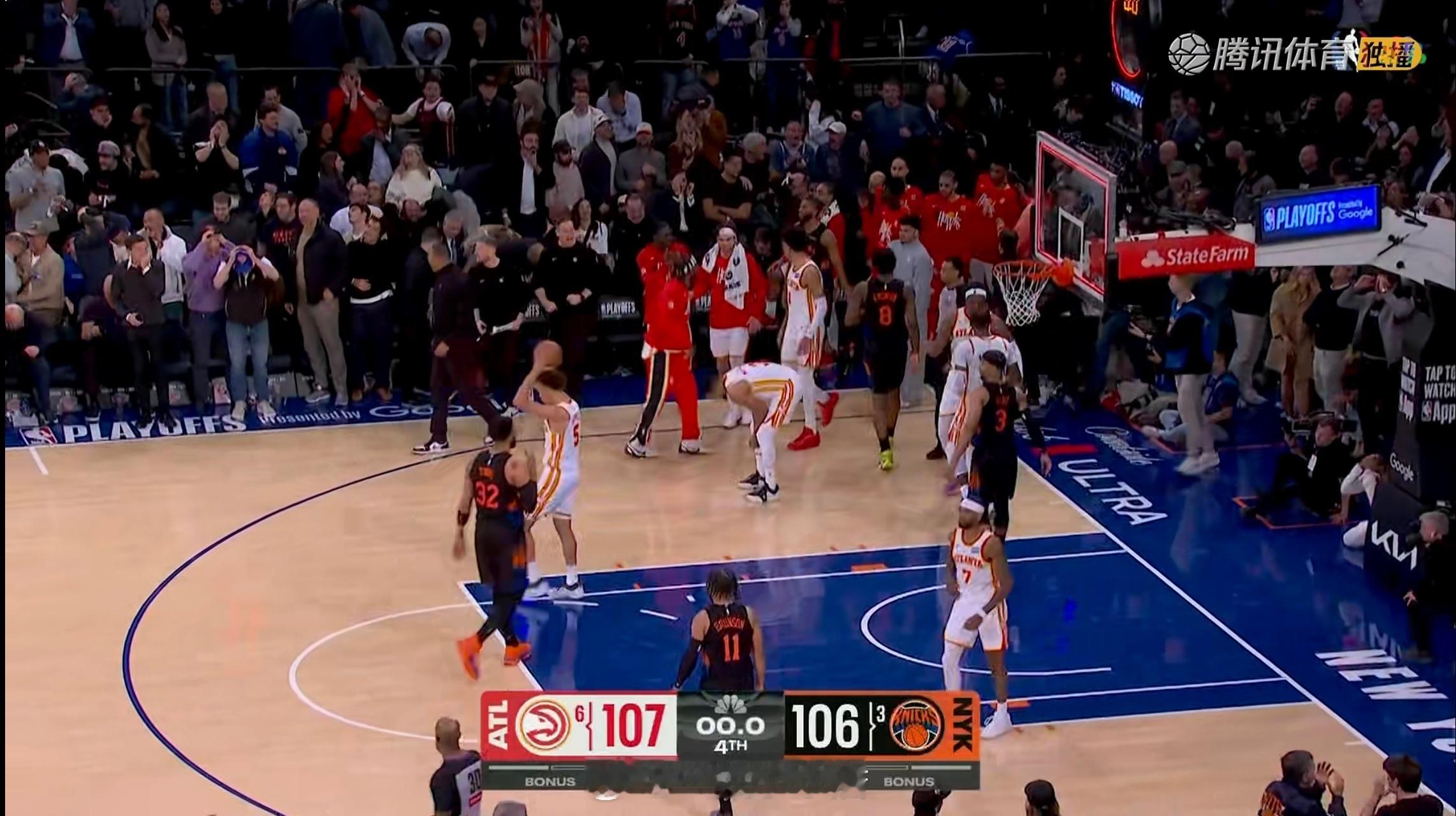大桥绝杀不中，老鹰偷得一场胜利！老鹰1比1尼克斯 老鹰14分逆转尼克斯