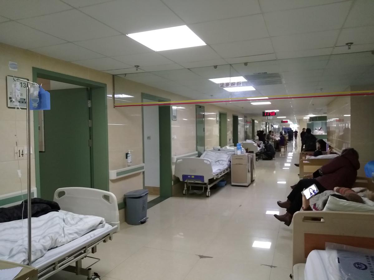 我大娘永远也搞不明白为什么她几十年的辛苦却变得一文不值。她辛辛苦苦、省吃俭用，把