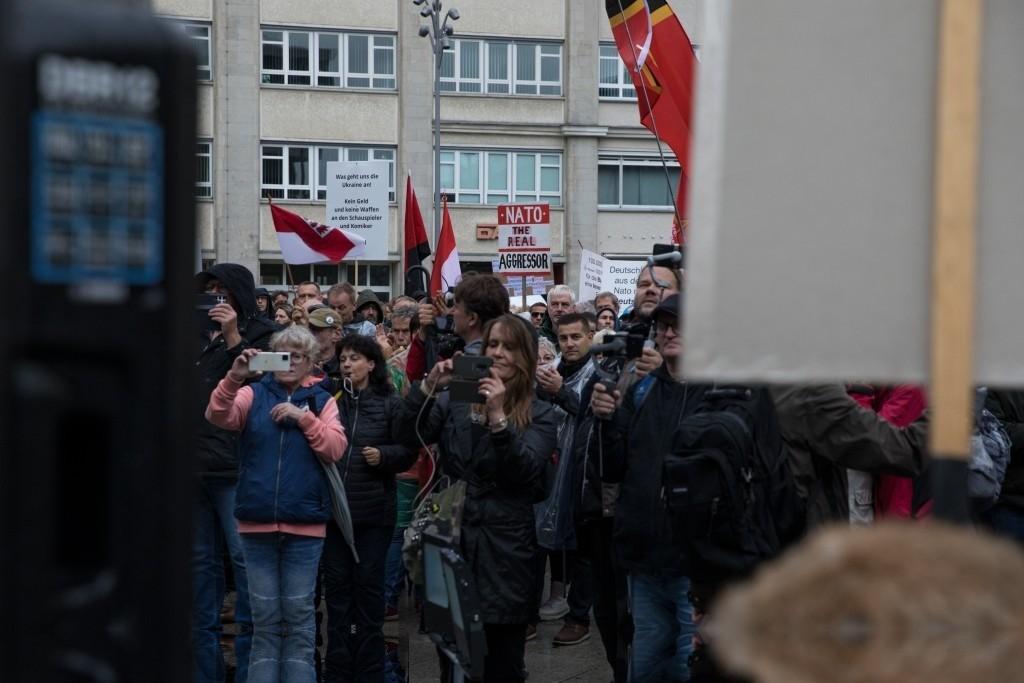 三连炸！兵变、抗议、弹劾！三国接连大乱，惹怒民众的后果太惨了！
先别急着看尼日尔