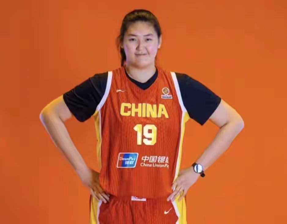 真大杀器，张子宇出战12分钟&投篮8中6贡献12分3篮板女篮中国女篮 北京时间3