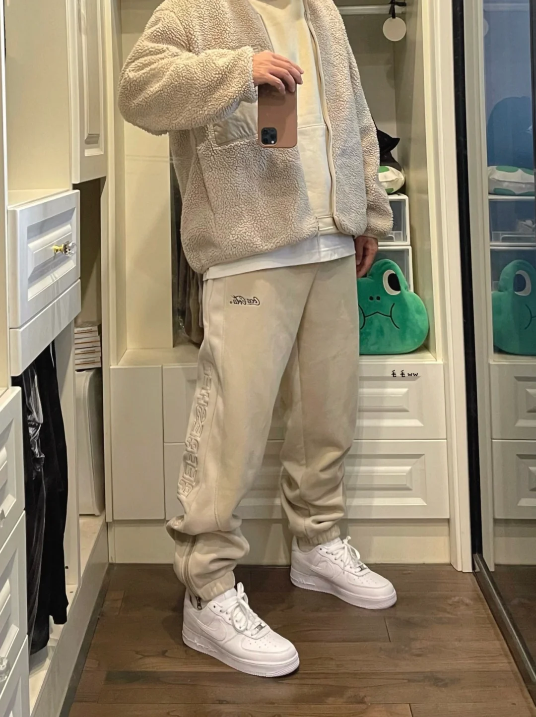 奶油色系｜摇粒绒穿搭