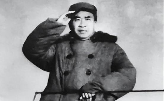 1974年6月10日，朱老总唯一的儿子去世。朱老总得知后，沉默了许久，哽咽地批评