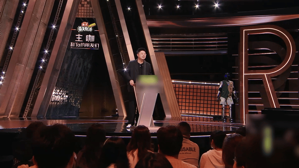 内娱为了撕番有多离谱主咖和Ta的朋友们 客观说，呼兰的吐槽很犀利，精准戳中了内娱