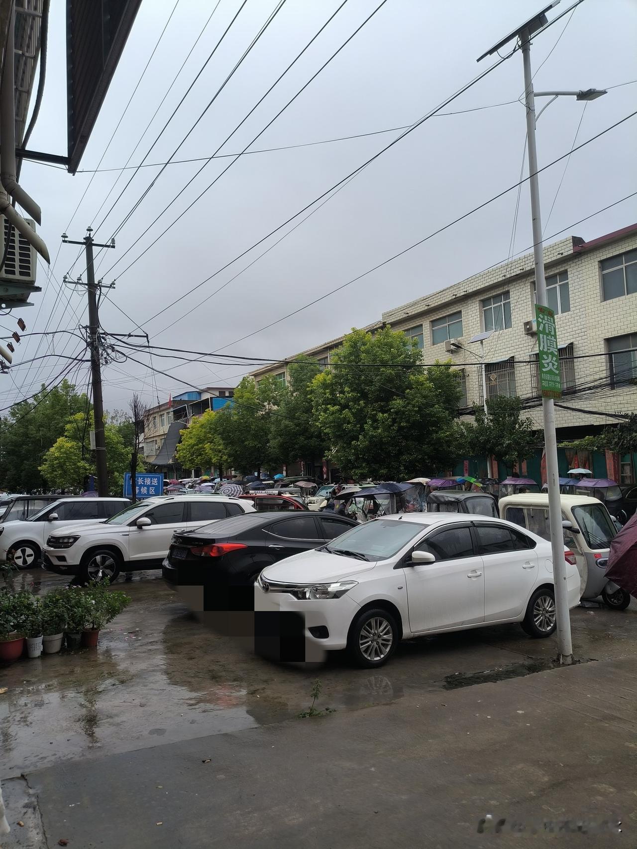 真搞不懂如今的年轻姑娘们都揣着什么想法，夫妻俩原本日子过得安稳，稍不顺心就提离婚