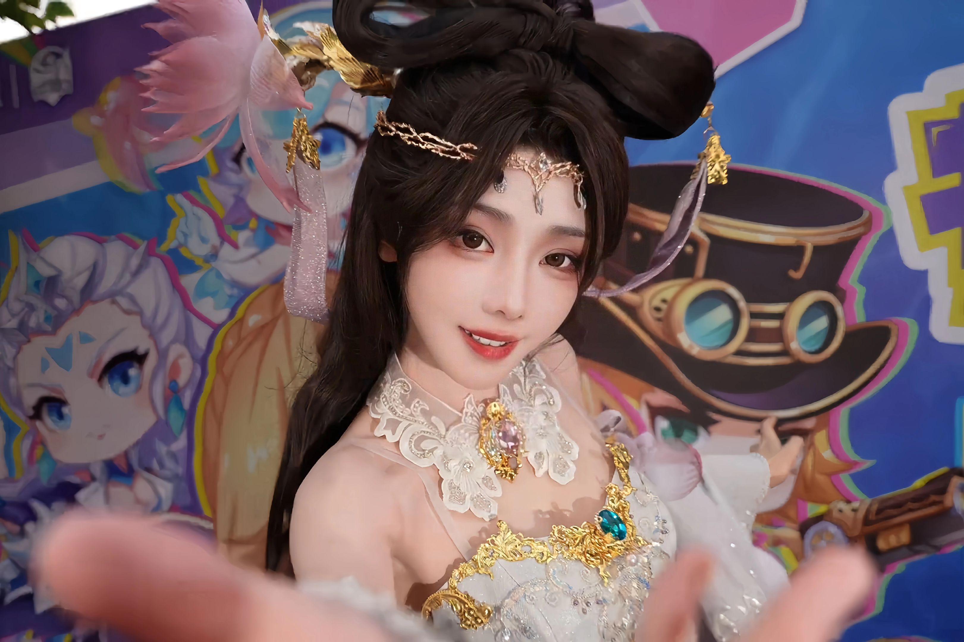 走路摇zly 貂蝉 cos