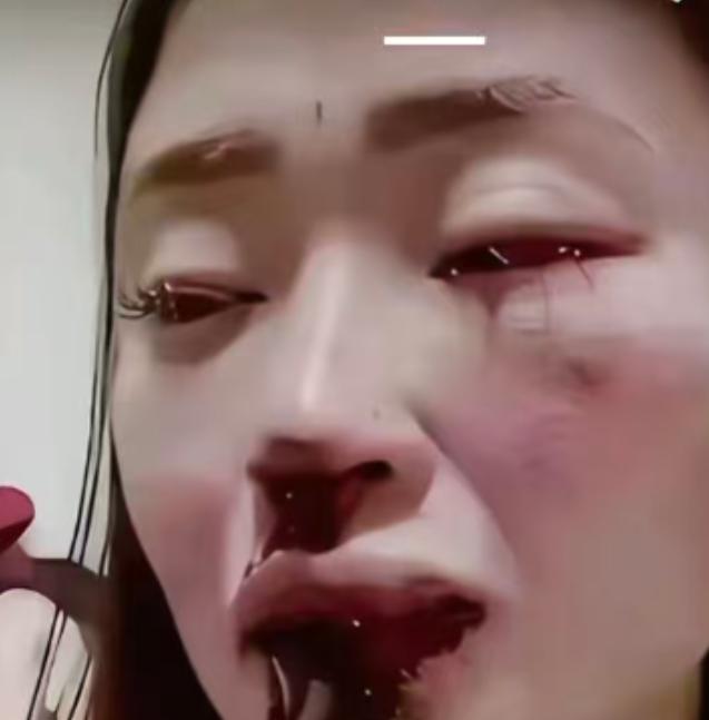 英国留学毕业的深圳女孩，不顾父母以死相逼的反对，带着178万现金陪嫁，跟着印度男