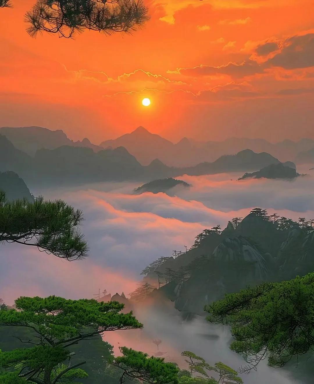 上联：云拥暖阳青山隐；
下联：？？？