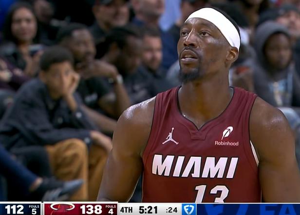 74分！阿德巴约成为NBA现役单场得分第一人！
北京时间3月11日，热火与奇才的