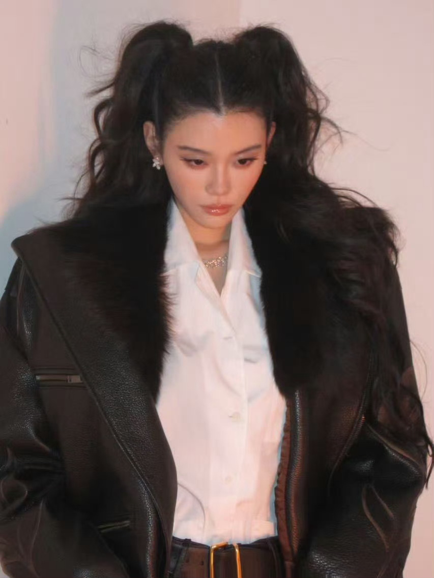 奚梦瑶双马尾造型 奚梦瑶双马尾造型好美，这双马尾也太可爱了。 