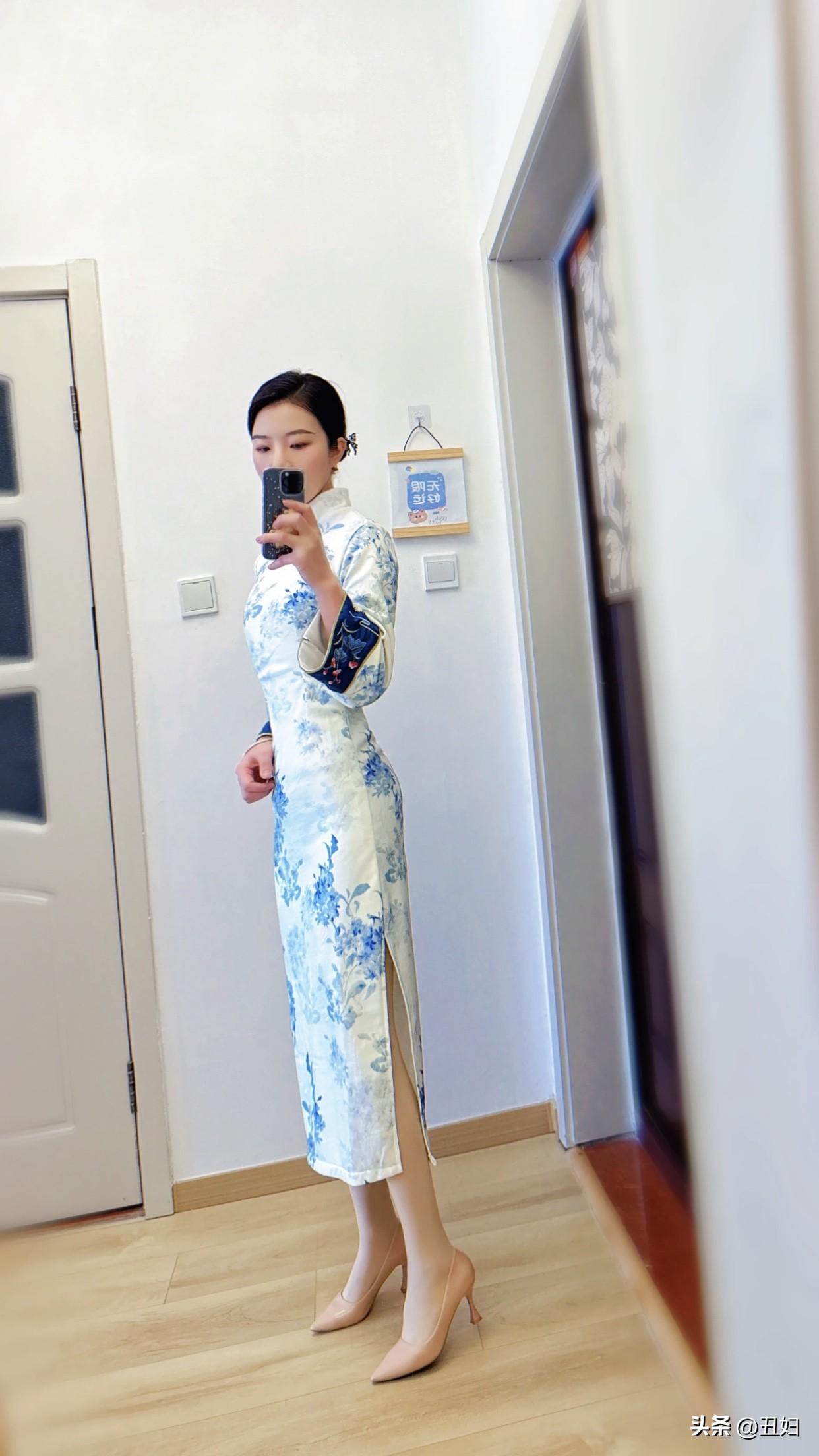 旗袍给予什么样女性美?旗袍给予女性的美是独特且多元的。它能展现女性的古典韵味，穿