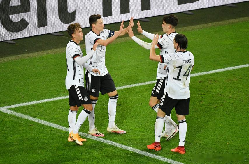 周四 055 厄瓜多尔 VS 德国（04:00）厄瓜多尔（FIFA 世界第 34