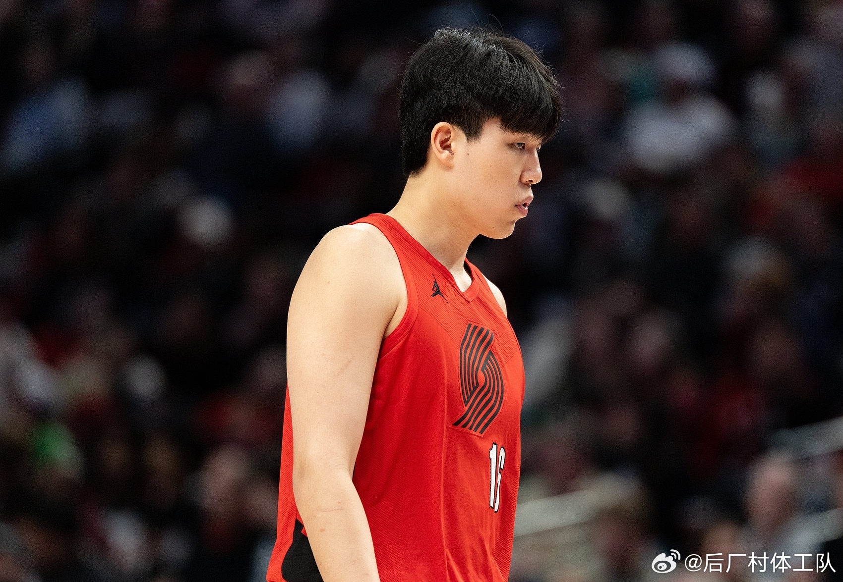 杨瀚森背靠背填满数据栏杨瀚森15分9篮板 G联赛常规赛，混音126-125险胜山