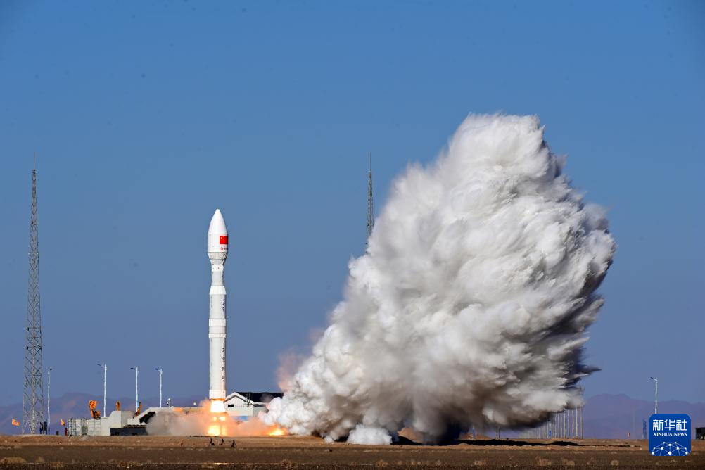 【#中国一箭15星发射成功# 】#力箭一号遥五运载火箭发射成功# 11月11日，