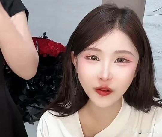 猫妹妹否认与枷柏合作！

          猫妹妹辟谣否认与枷柏合作，独立个体