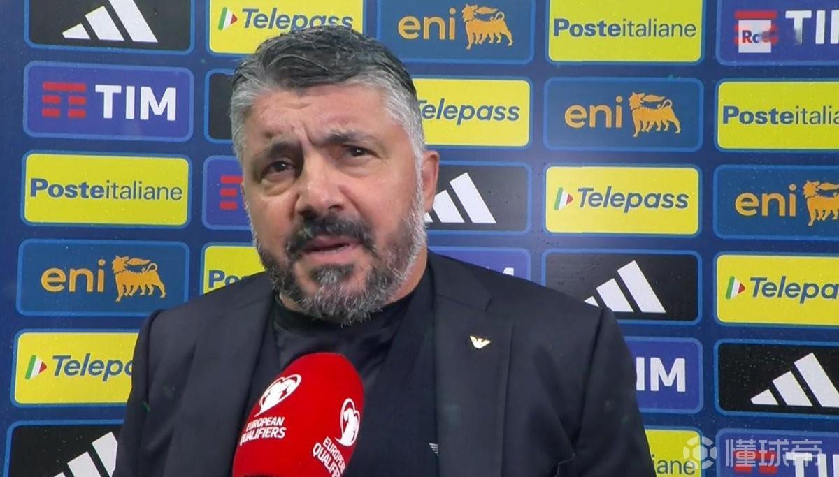 🇮🇹
下课吧，求你放过意大利

还有三个月，换孔蒂

我依然还想信孔蒂的意大