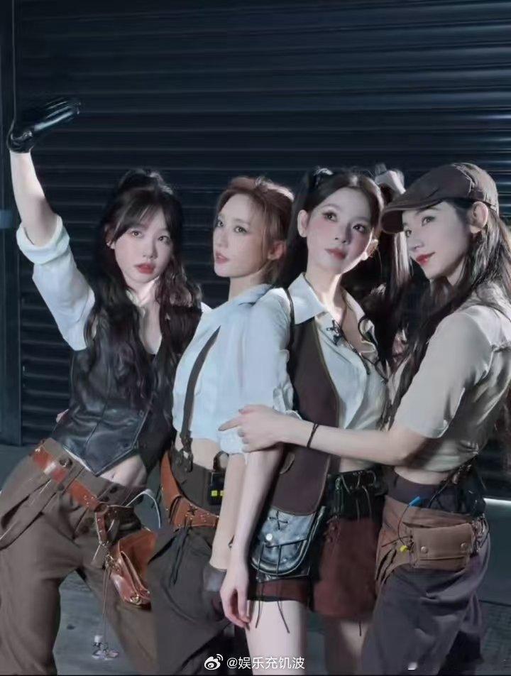 张月团全员晋级张月团全员安全晋级圆满了！张月团全员安稳晋级，舞台表现亮眼，姐姐们