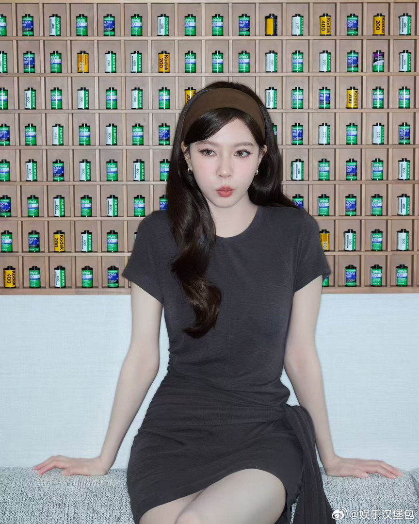 宋妍霏 少关注人的臀从肩背线条到核心力量，从体态管理到精神面貌——宋妍霏用自己证