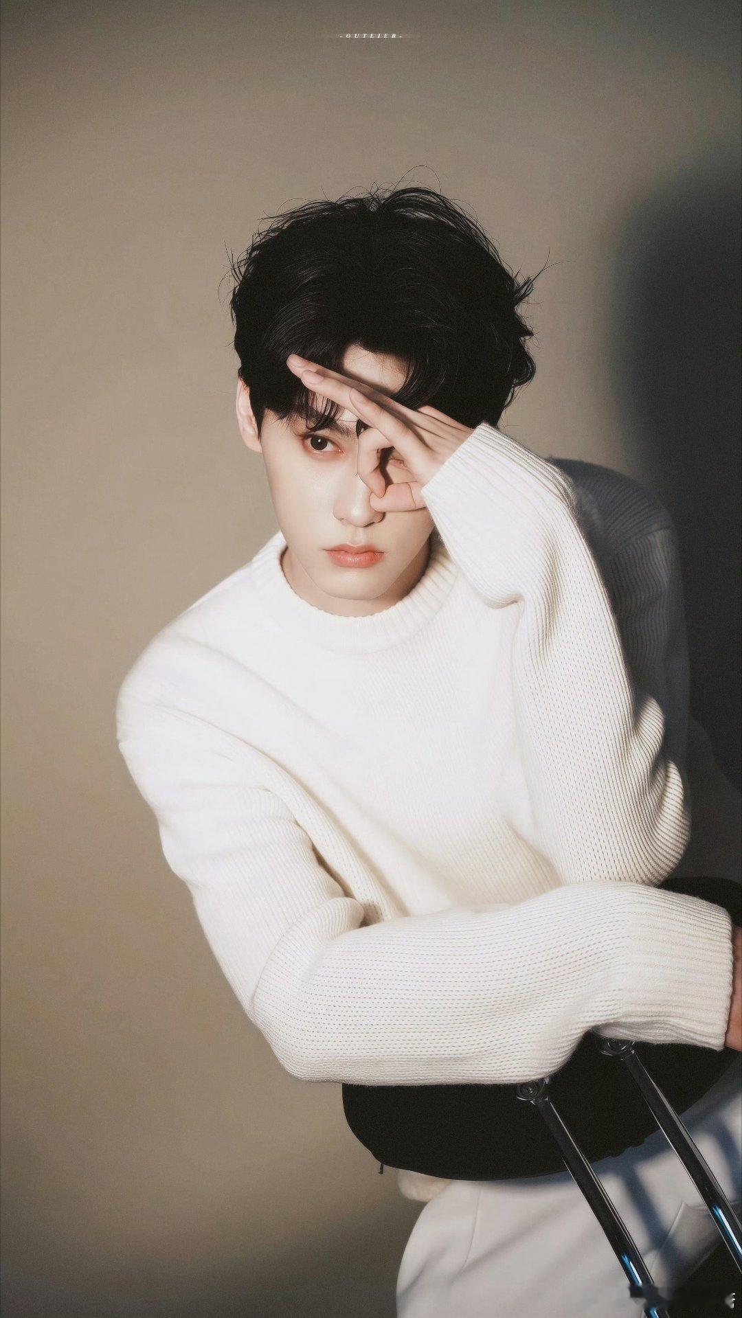 田栩宁 txn向全世界安利田栩宁 “你是我跨越山河万里 携带着芳香也要碰面的光”