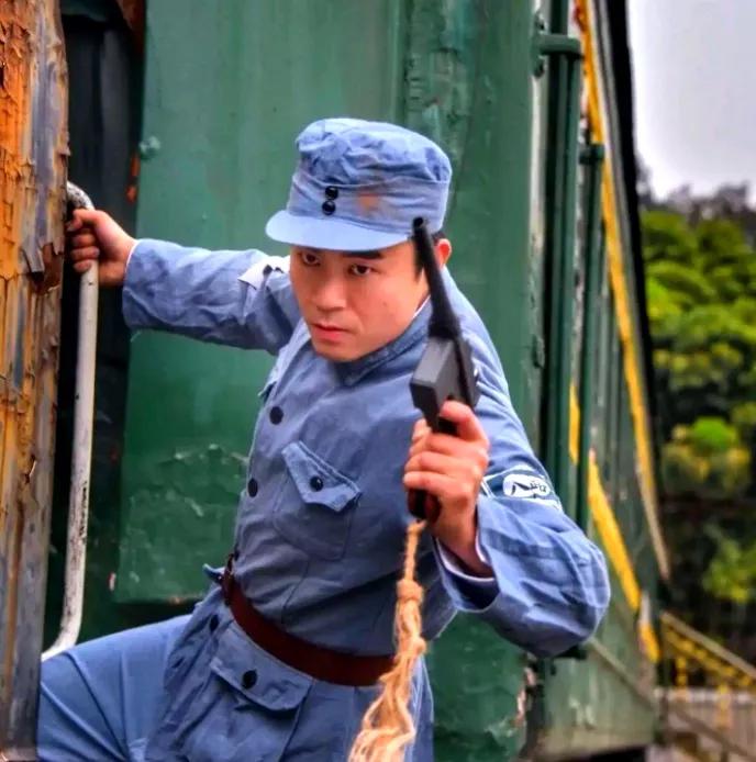 战败后日方首次对中国发出武力威胁二战日本被中国打败，不能忽视当时苏联和美国对于日