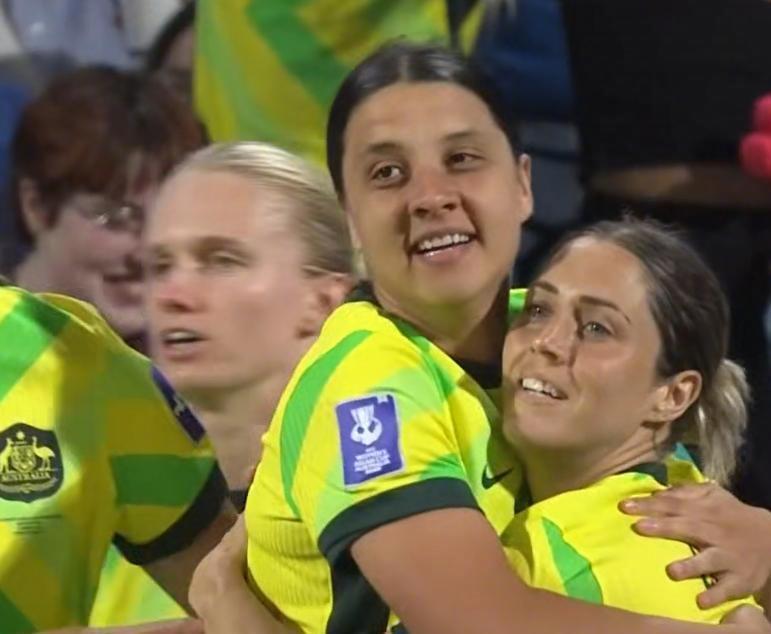 女足亚洲杯 1/4决赛，澳大利亚女足2-1朝鲜女足晋级四强将战中国女足与中国台北