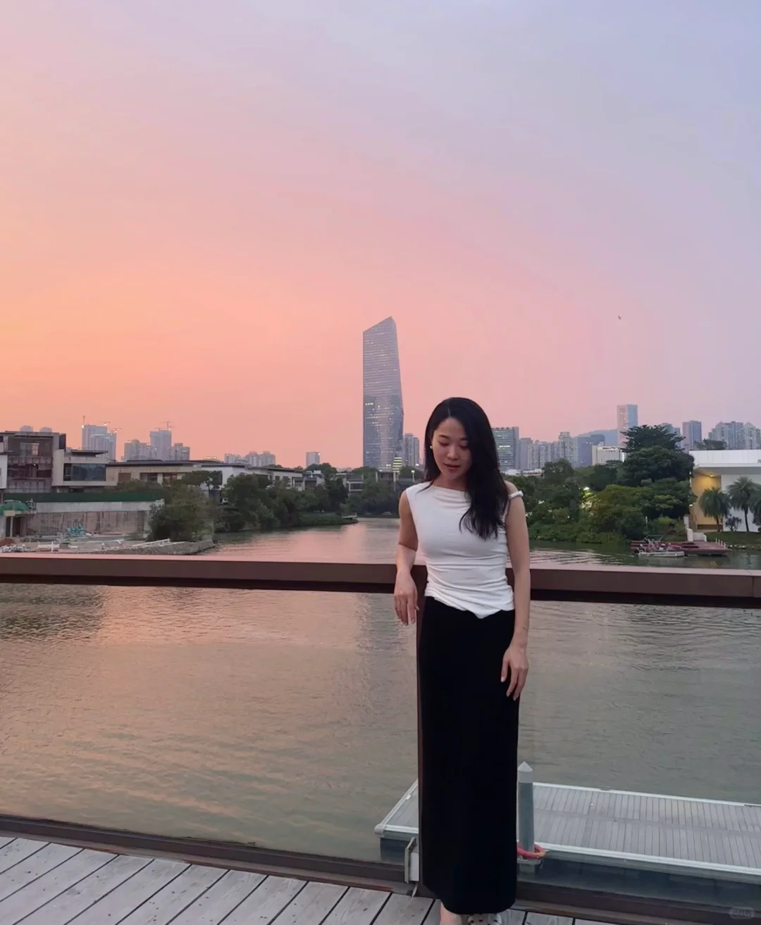 越来越安静🌇