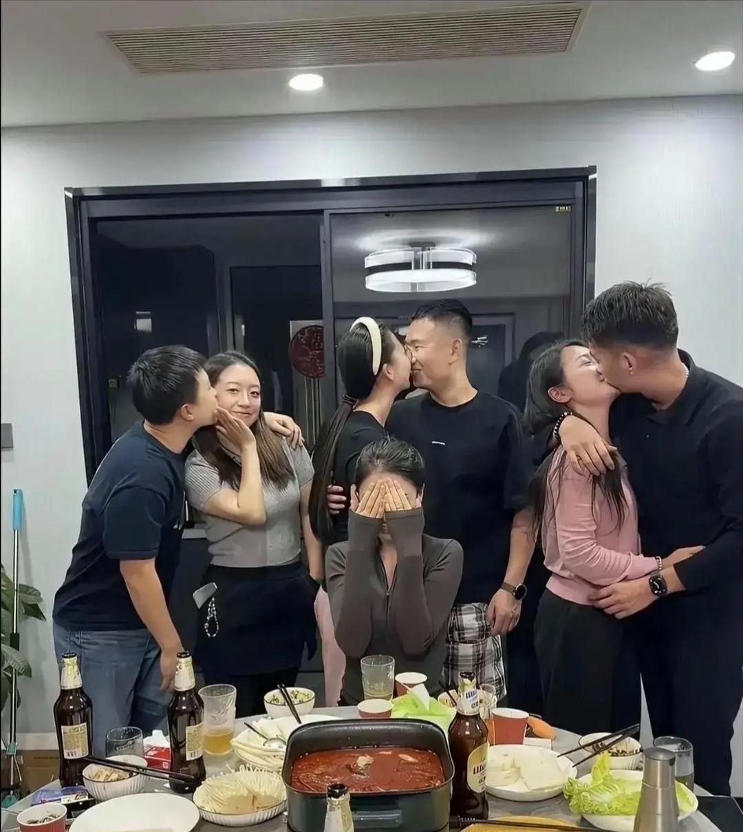 不得不说这组照片，真的让人看的心里发酸！