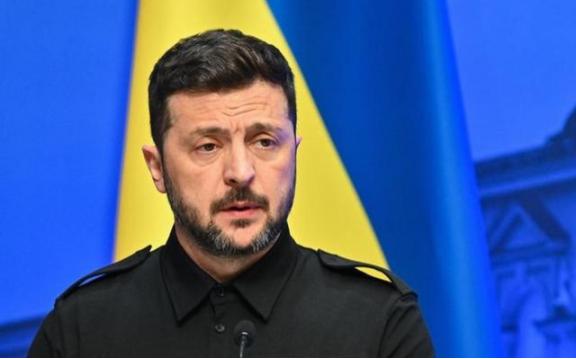 乌克兰最大的功绩，把俄罗斯从一个帝国打成了一个国家，把乌克兰自己从一个国家打成了