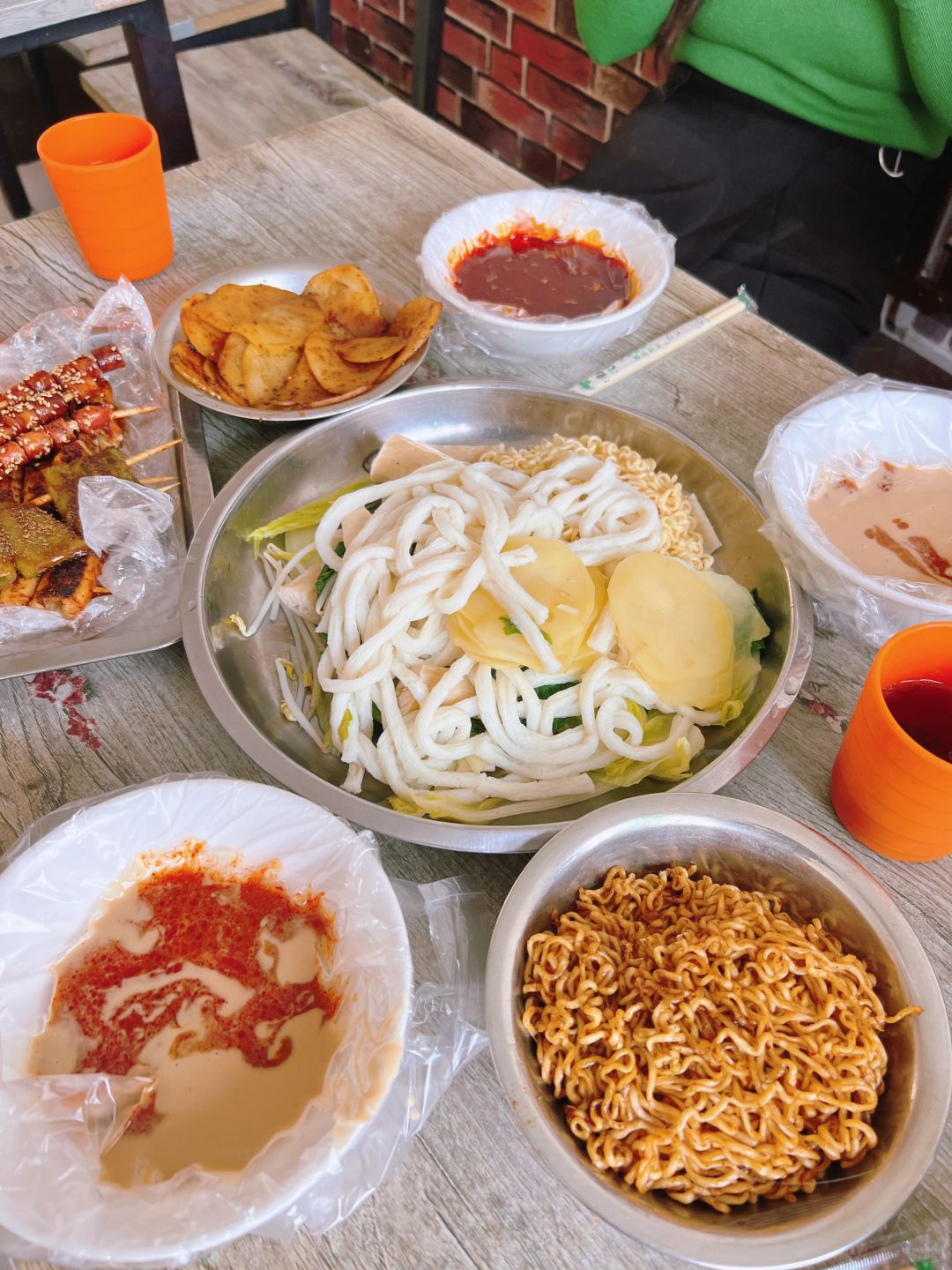 呼市的老奶奶串串你们觉得好吃嘛？