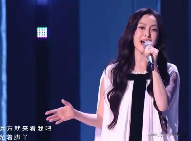 《乘风 2026》总决赛在即，4 个无效参赛的姐姐，范玮琪是其中之一 