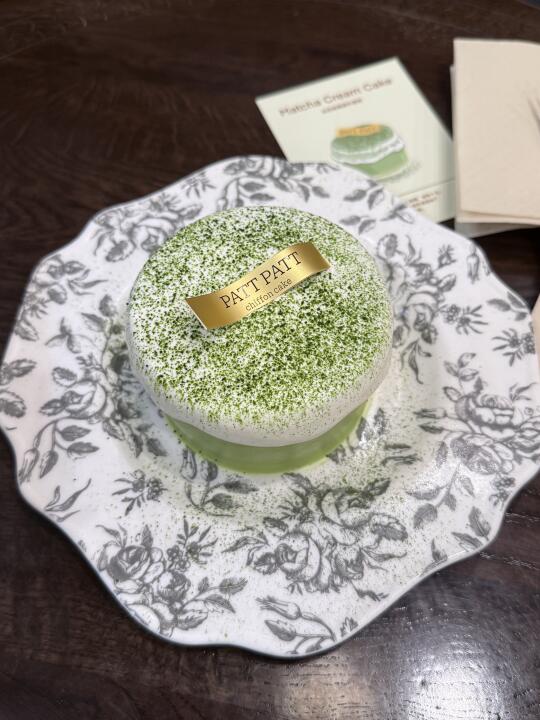 是抹茶蛋糕！
