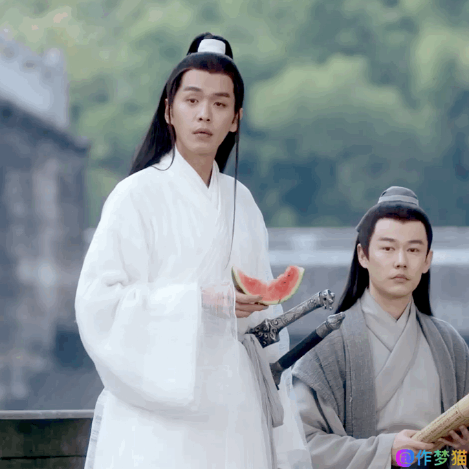 腾讯视频把庆余年的版头删了换成了大瀑剧逐玉，张若昀粉丝怎么看？