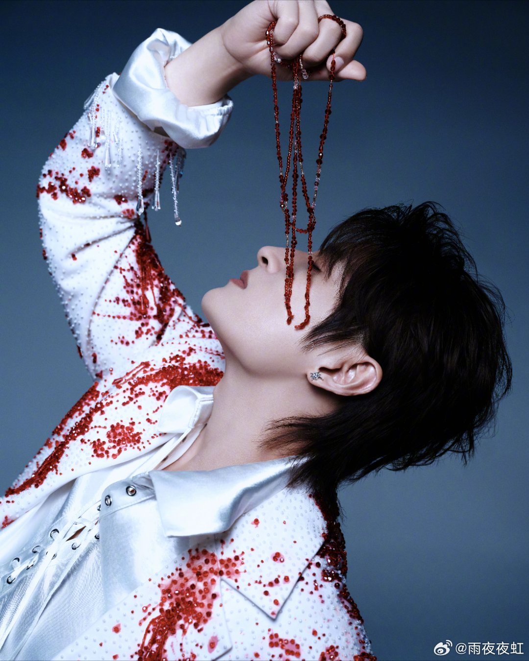 张远回应自己手小抓财张远和元宝姐姐真·对抗路天花板！出发图只顾耍帅，粉丝只看小手