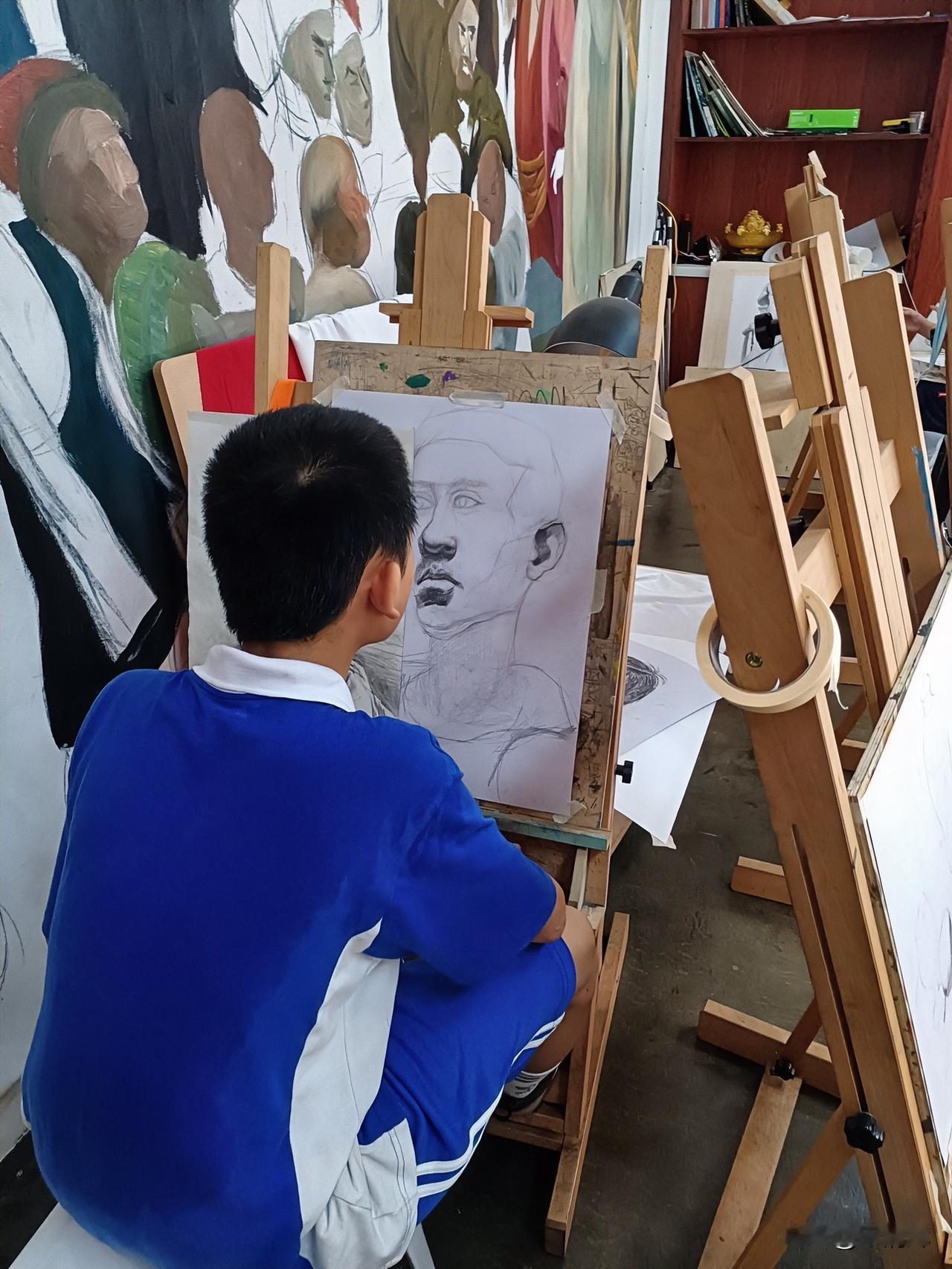 （1418）：孩子，早上好。早晨起来，似有凉意，深圳的秋天恐怕就要慢慢到来，爸爸