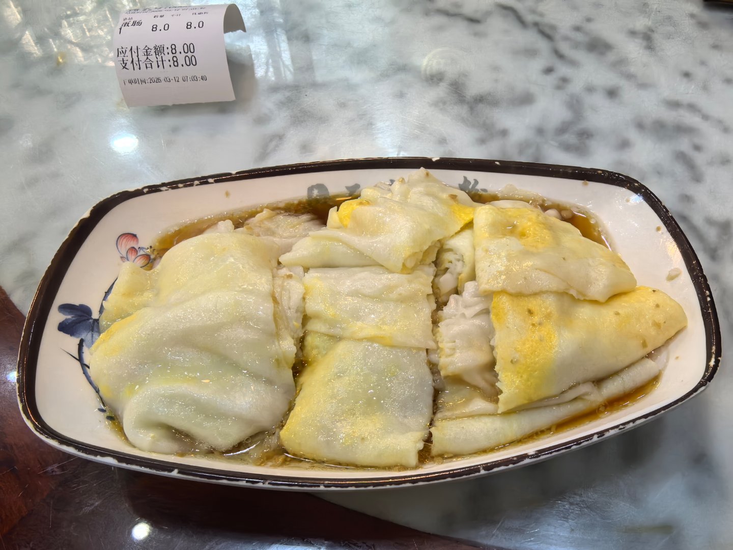 李桂江同学吃早餐了，朋友们。 