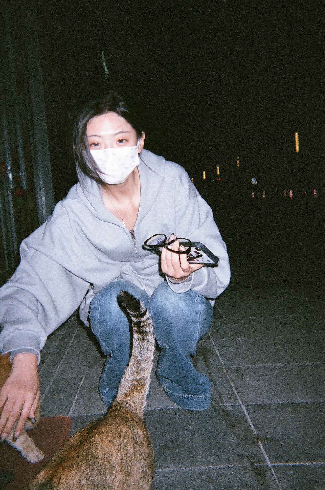 对于我而言，人生就是场巨大的后知后觉。时隔半年整理这些胶片照片，才惊觉原来又快又