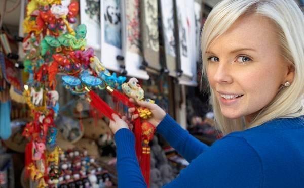 一位德国华人表示“之所以欧洲人，讨厌中国人，就是因为，在马路上看到一群人，大喊大