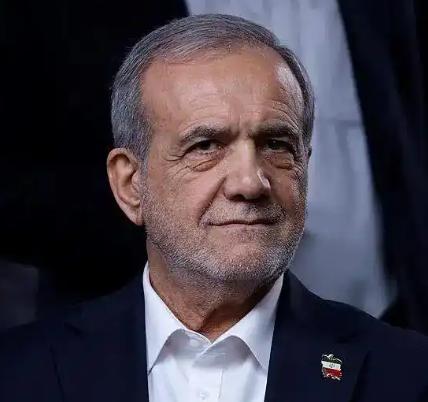 全世界都没有想到，美伊谈判前一天，伊朗总统特使，带着总统亲笔信，没有去俄罗斯，没