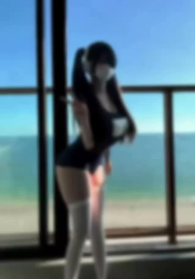 海边穿搭无不良引导