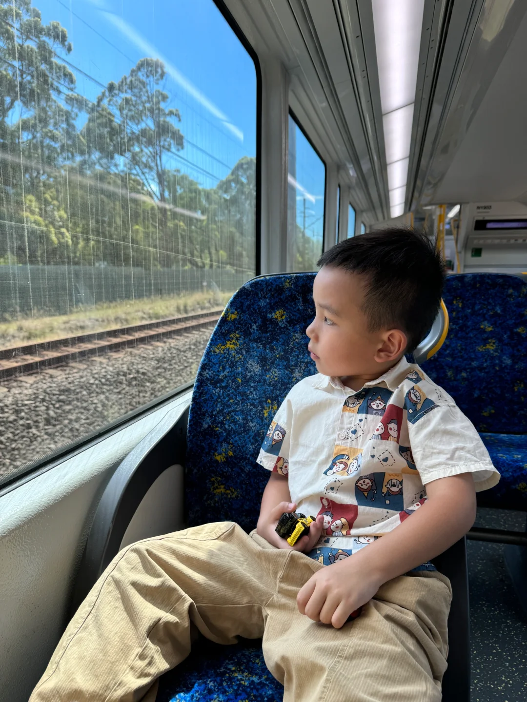 养孩子，别总想着带他旅游见世面