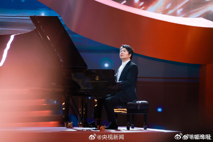 【北影节闭幕式图集】昨天，2026北影节闭幕式暨颁奖典礼举行。在为期十天的光影旅