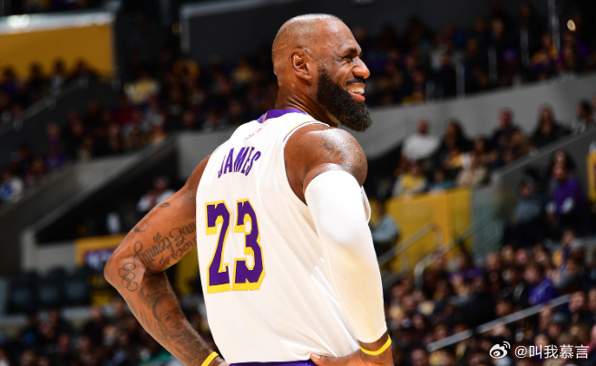 1月14日讯 今日，湖人141-116主场大胜老鹰，结束三连败。本场比赛，湖人前