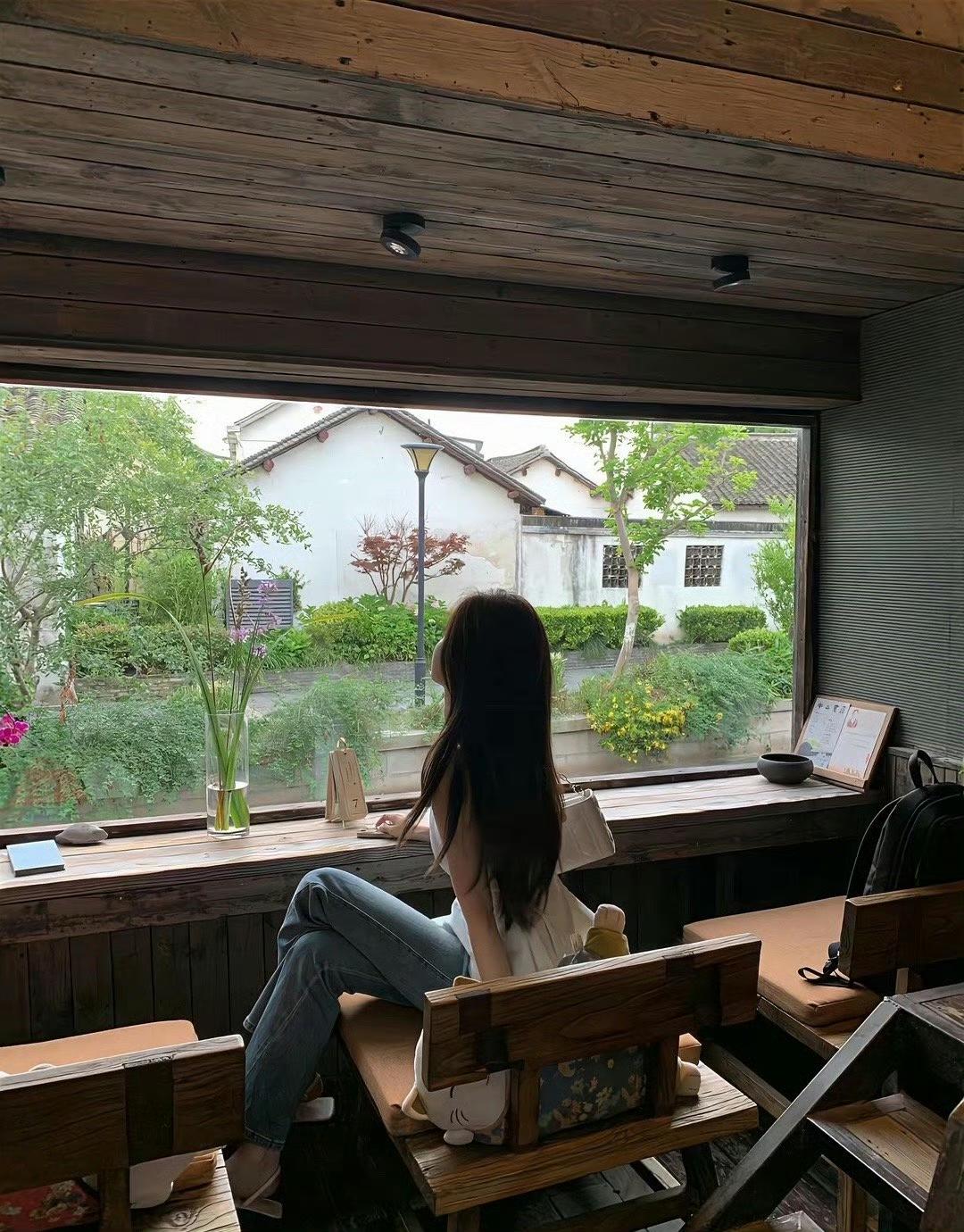 活出攻击性的人，关系是享受。 活不出攻击性的人，关系是累赘。