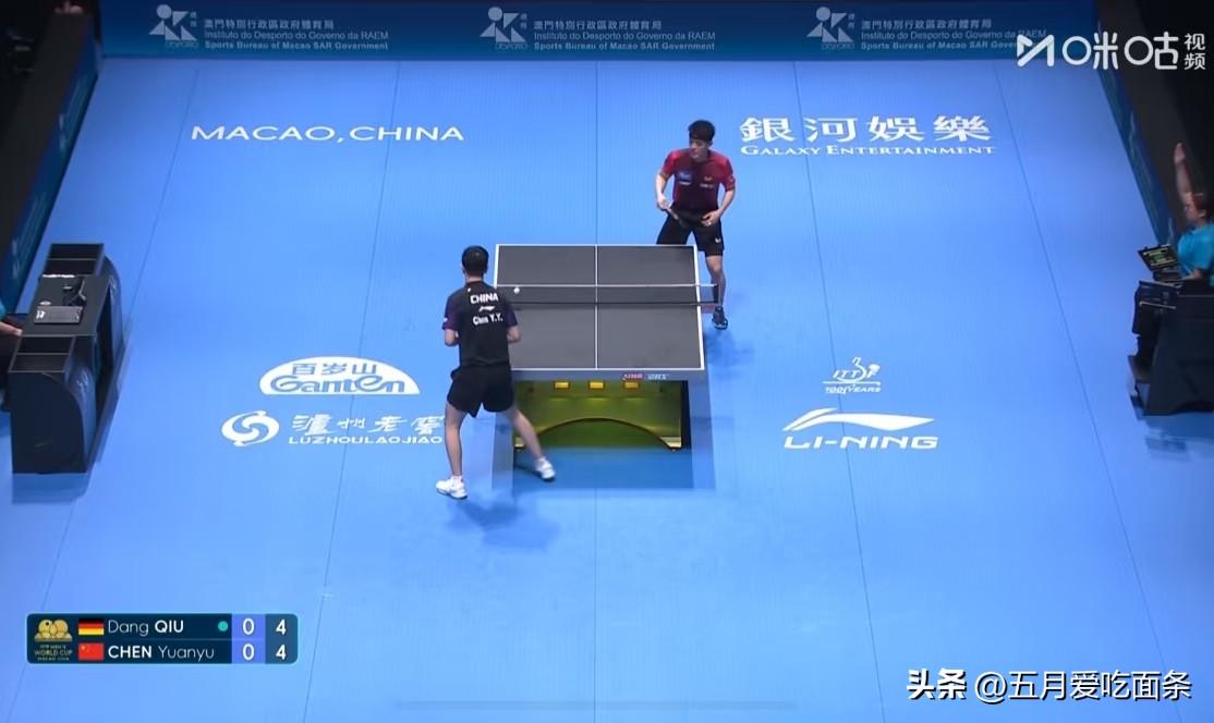 许昕直接在直播间说：陈垣宇就这样了，基本不会出现在世乒赛的名单里了，剩下那个名额